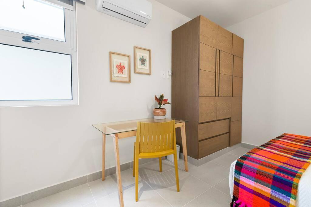אקומל 3 Bedroom Luxury Condo Next To Beach & Pools, Ac And Internet מראה חיצוני תמונה